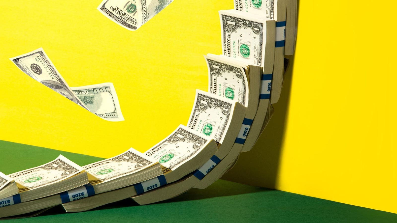 Featured image for "Maximizing Returns: Understanding Stock and Bond Earnings"