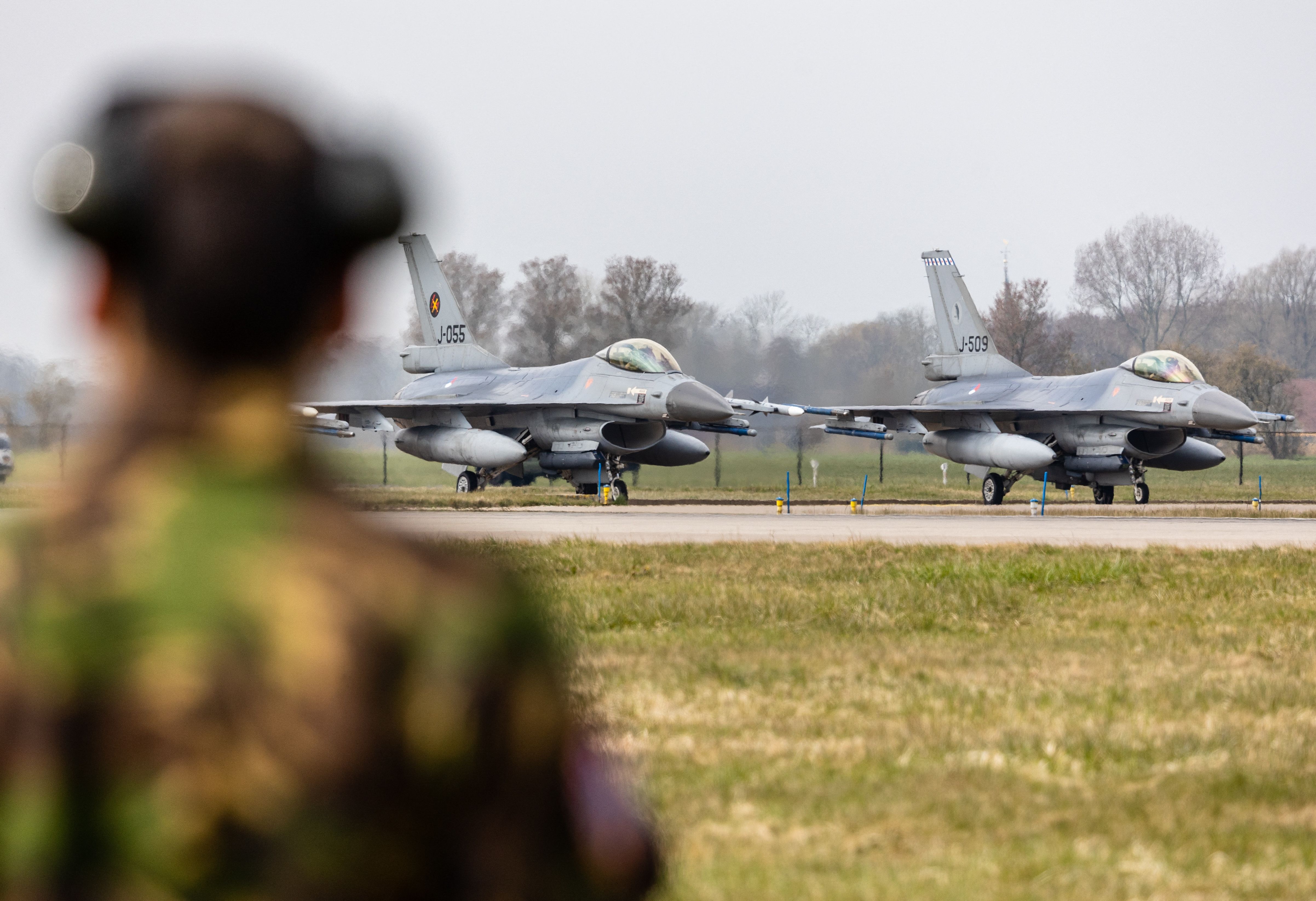 Ukrainian Pilots to Receive F-16 Training in Denmark