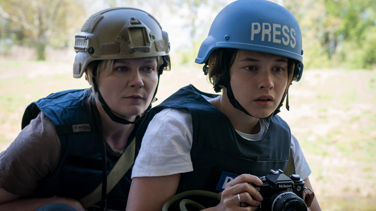 Featured image for "Unveiling the Intense Ending and Mixed Reviews of 'Civil War': A Reflection on Hollywood's Tradition"