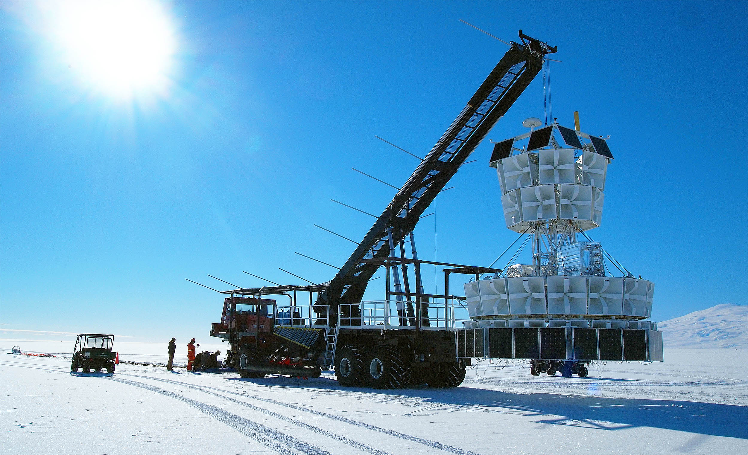 Featured image for Scientists Discover Mysterious Radio Signals from Beneath Antarctic Ice
