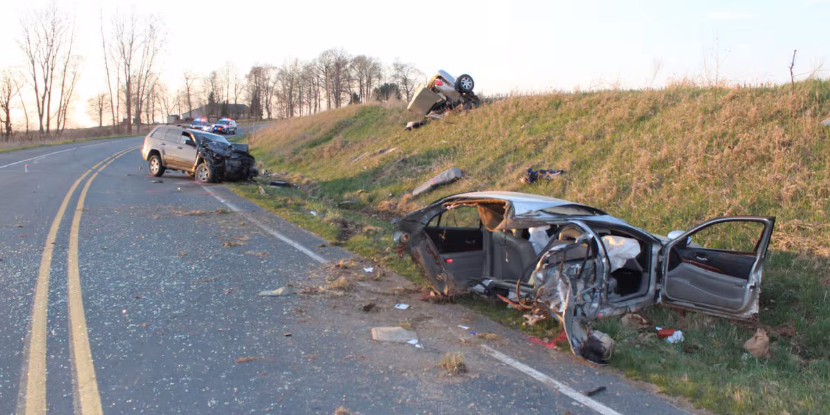 Featured image for Fatal Head-On Crash Leaves One Dead and Four Injured in Michigan