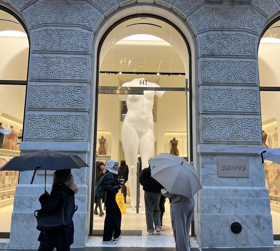 Featured image for Kim Kardashian's SKIMS Flagship Opens with Star-Studded Leopard Fashion