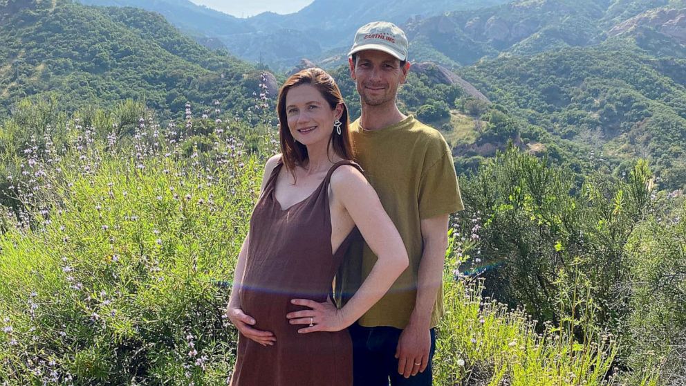 Featured image for 'Harry Potter' Actress Bonnie Wright Announces First Pregnancy