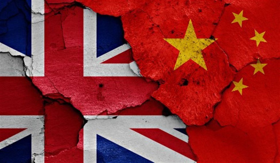 UK Firms Hesitate on China Investments Amidst Slowing Economy