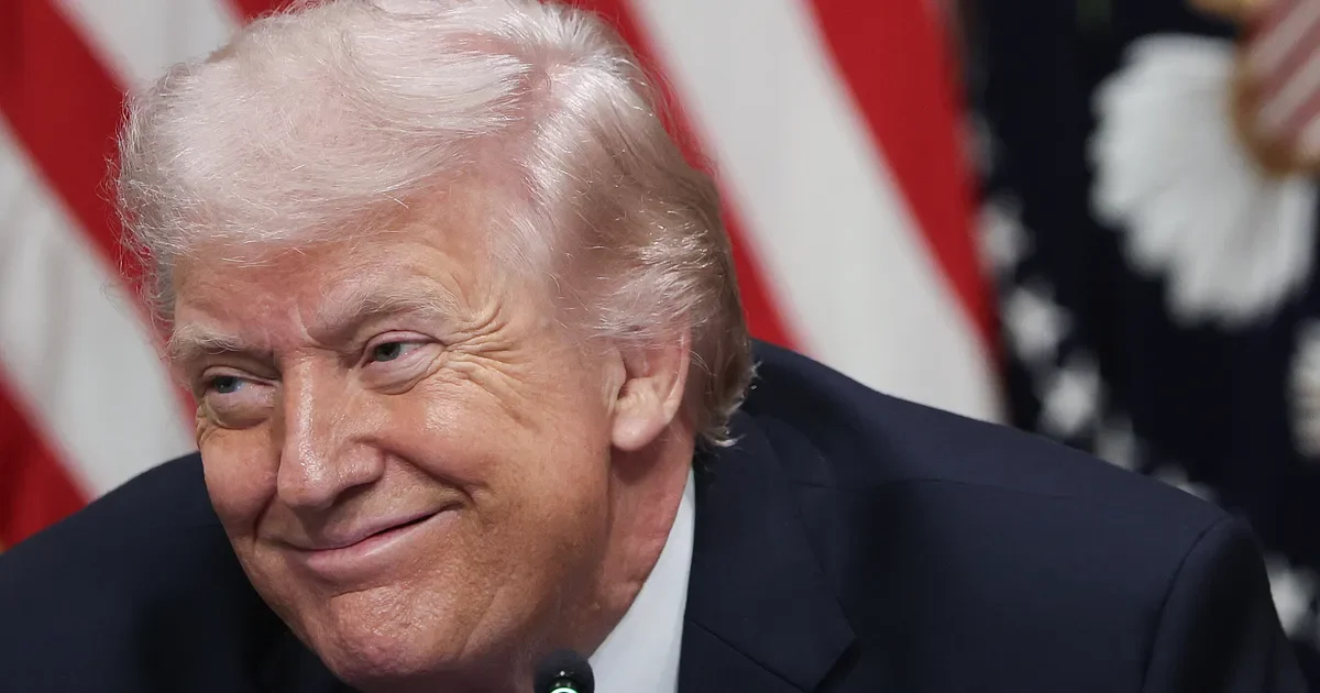 Trump Claims White House Doctors Kept Rep. Dunn Alive Through June