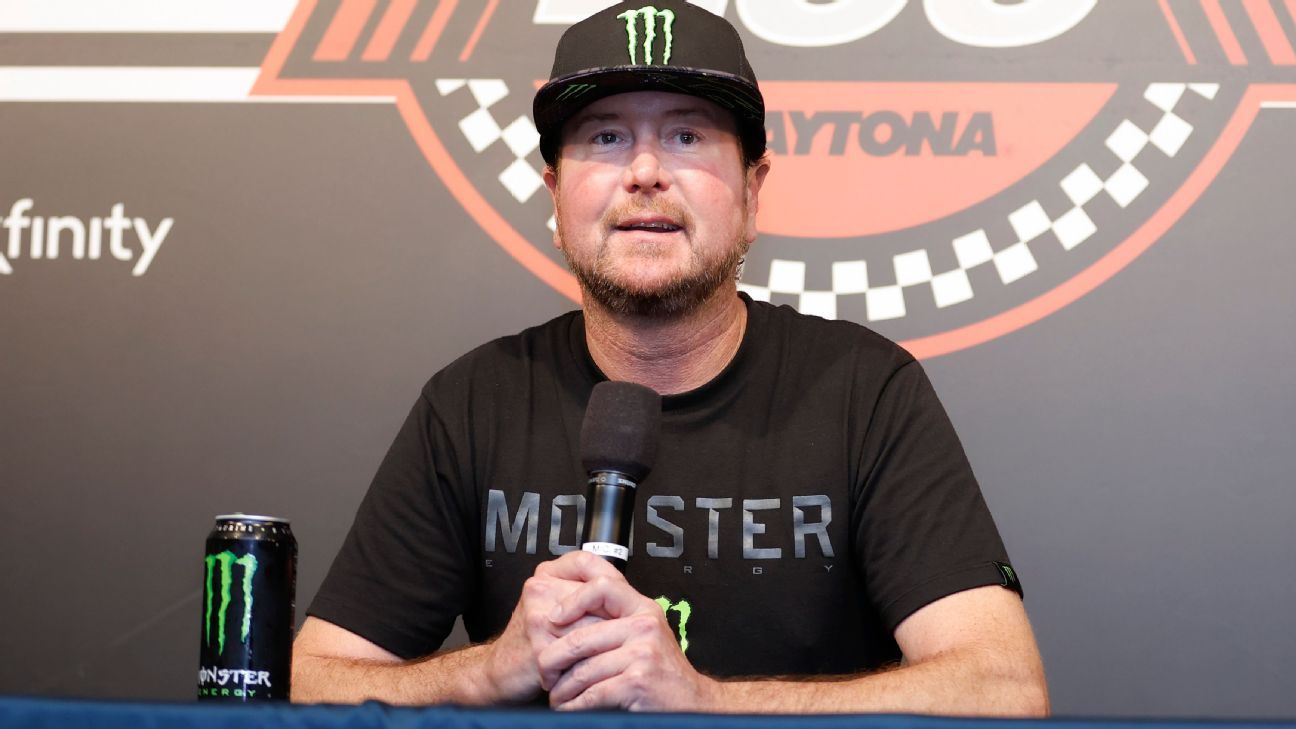 NASCAR Veteran Kurt Busch Announces Retirement