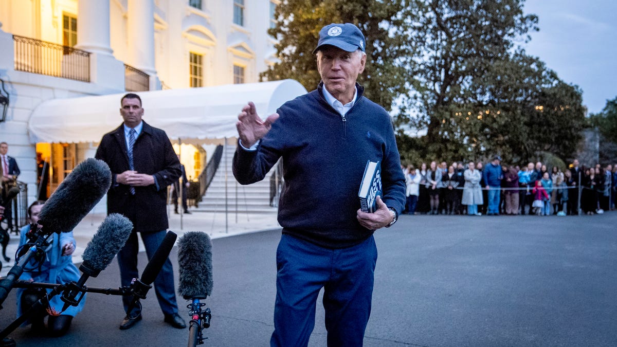 "Biden Predicts 2024 Victory Over Trump Despite Polls"