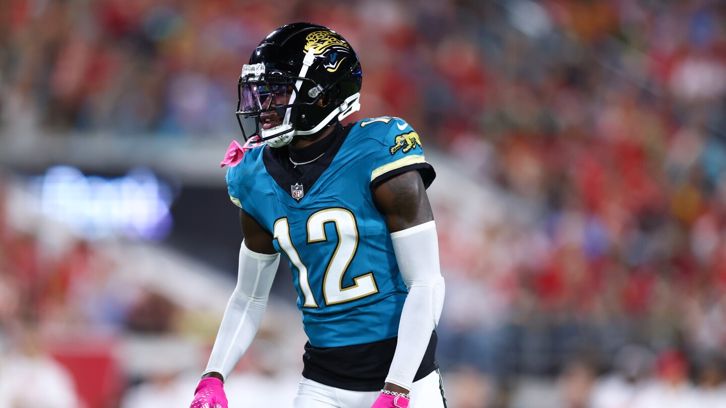 Featured image for Jaguars' Travis Hunter to miss four games due to knee injury