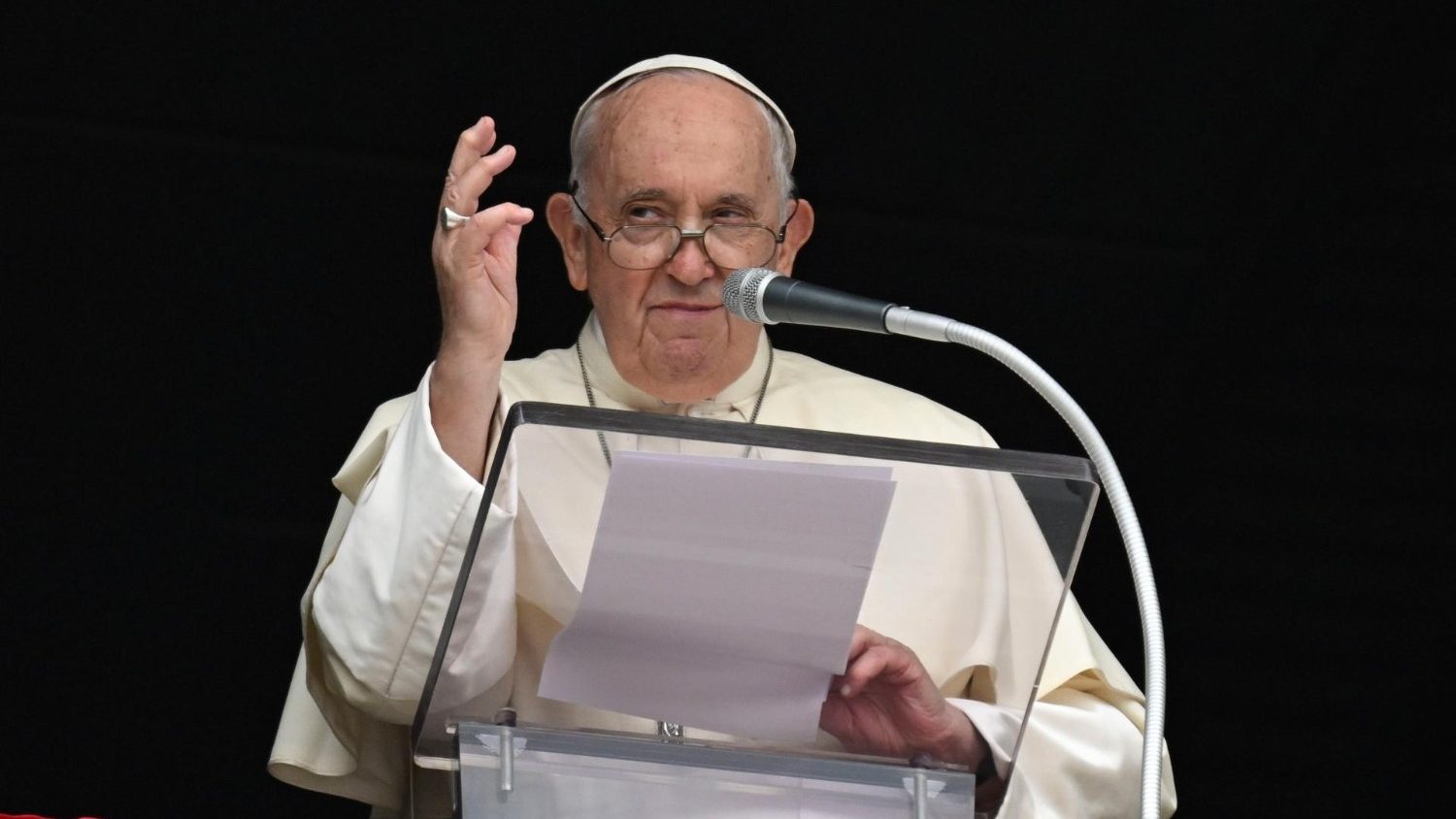 Featured image for The Pope's Message: Embracing Weakness and Proclaiming God's Word