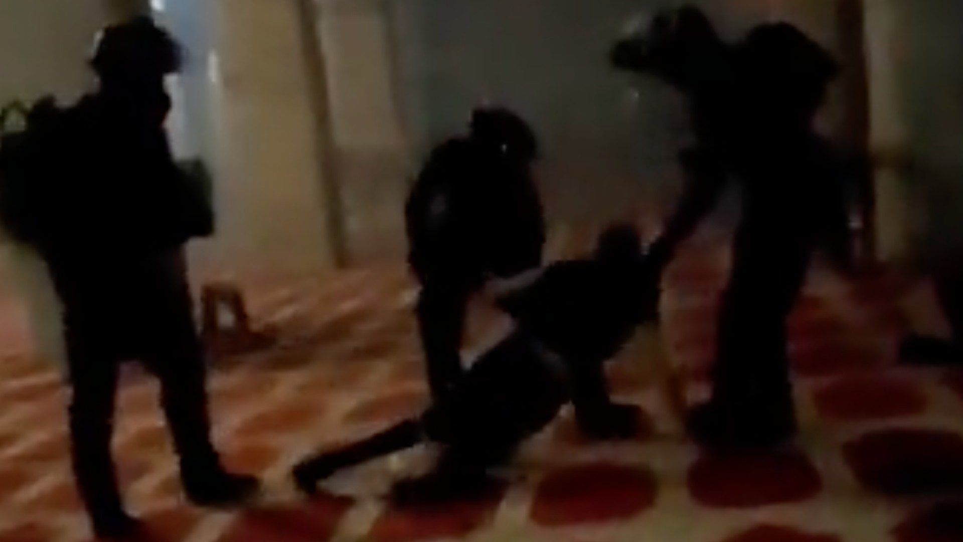 Violence Erupts at Al-Aqsa Mosque in Jerusalem