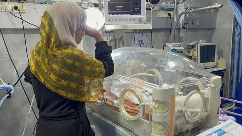 Gaza Children's Deaths Soar Amid Aid Snarls and Ceasefire Sticking Points