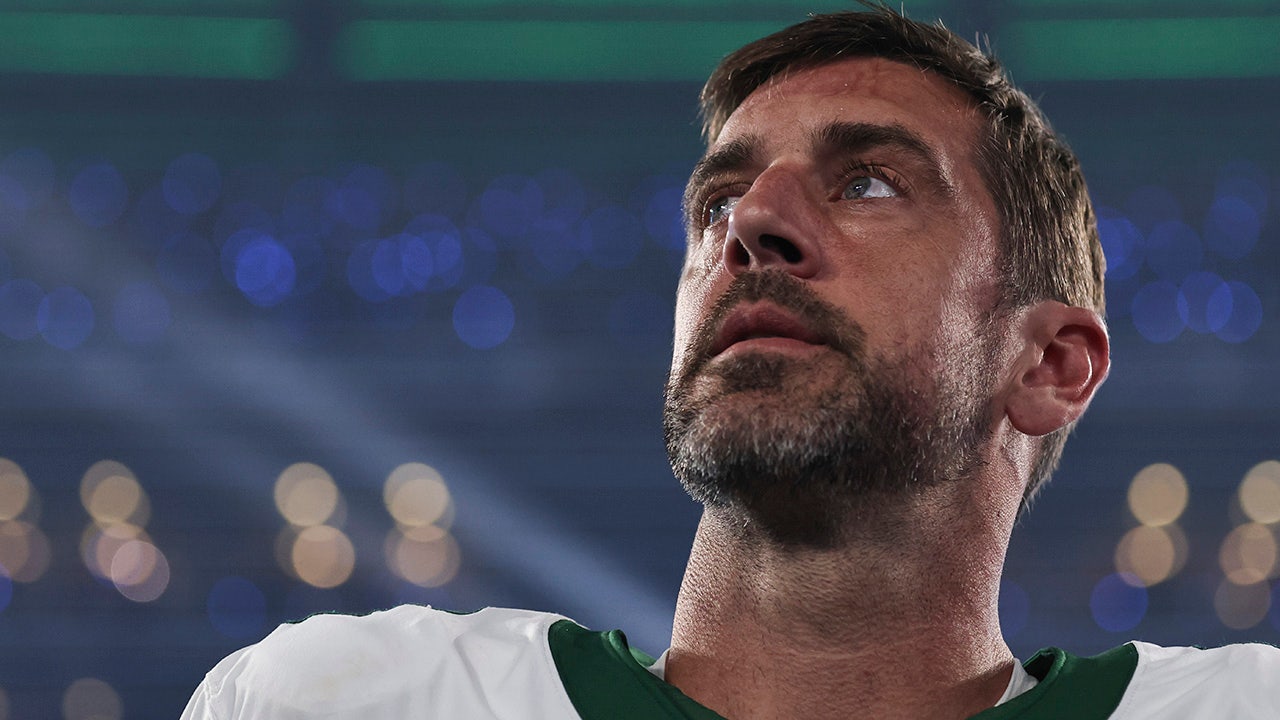 Jets' Offense and Zach Wilson's Performance Under Scrutiny: Will Robert Saleh Survive?