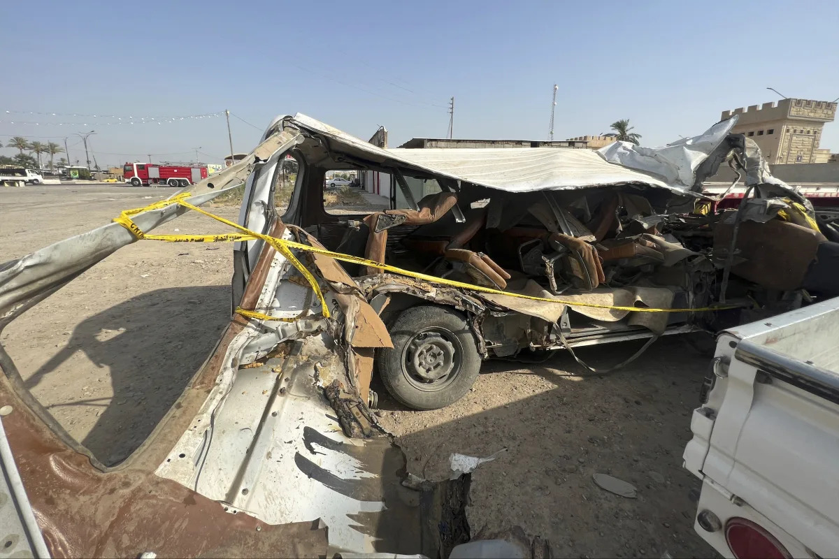 Tragedy Strikes as Bus Carrying Shiite Pilgrims Overturns, Claiming 18 Lives in Iraq