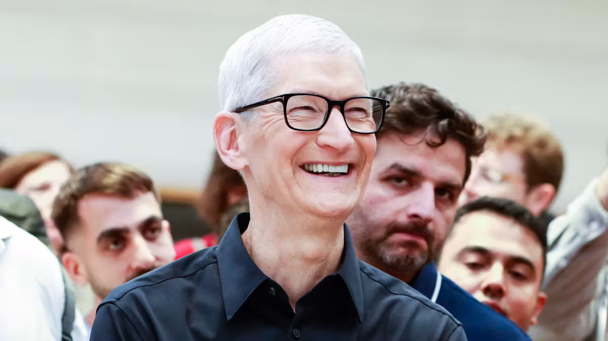 Featured image for Apple Accelerates Production of Affordable iPhone 17 Due to High Demand