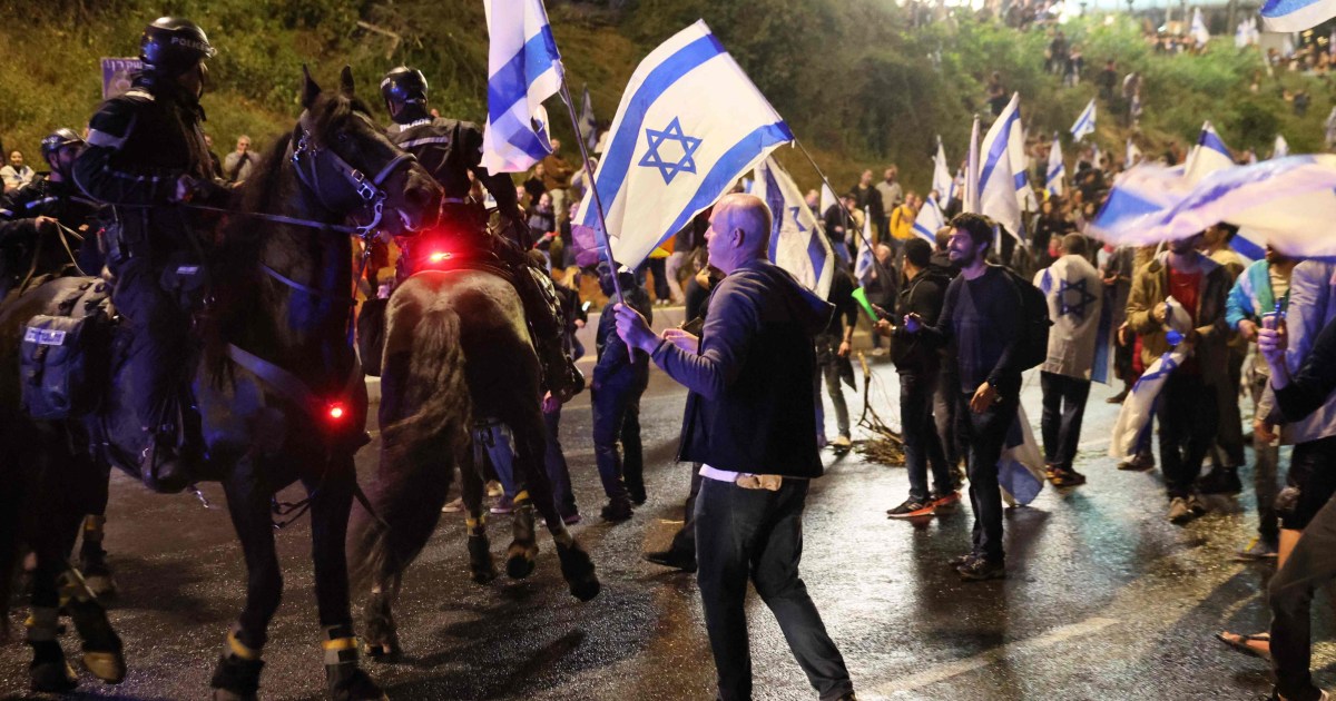Israeli protests persist despite Netanyahu's pause on judicial overhaul.