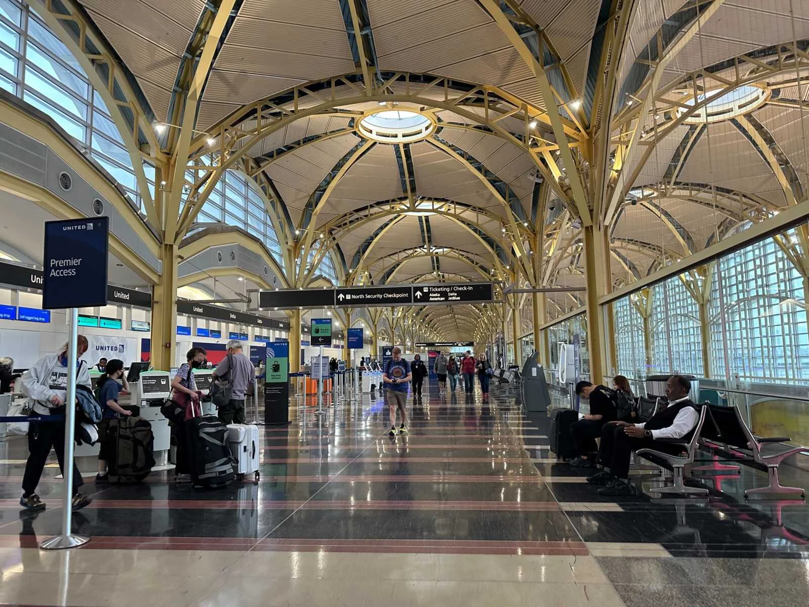 Measles exposure prompts Virginia health alert tied to Reagan National Airport