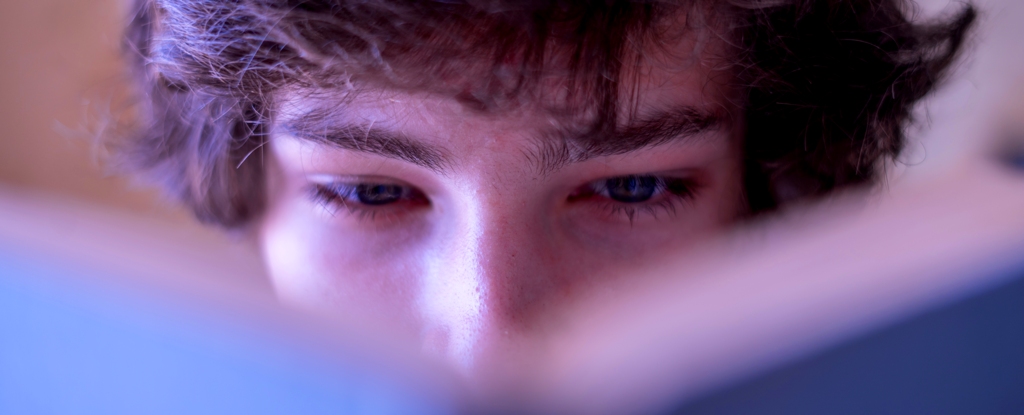 Featured image for The Surprising Effect of Reading with Background Noise.