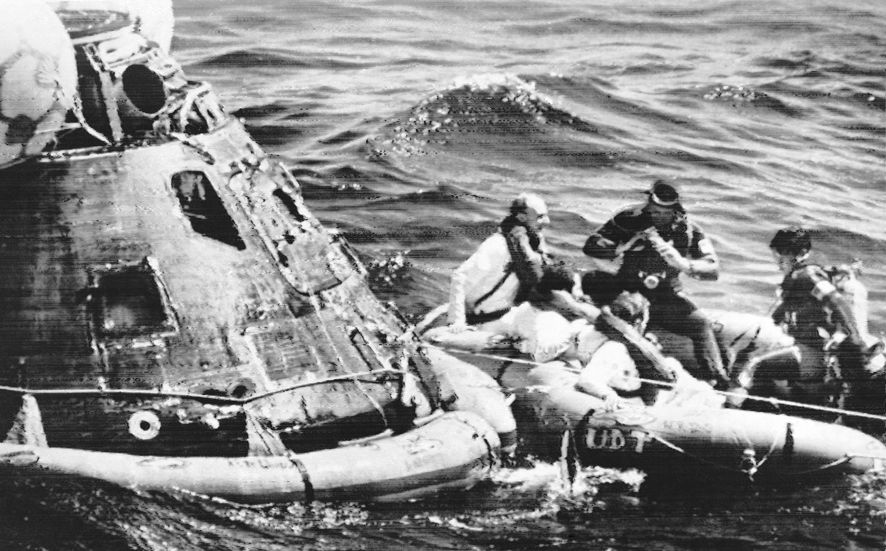 Apollo astronaut Ken Mattingly, key figure in Apollo 13 mission, passes away at 87