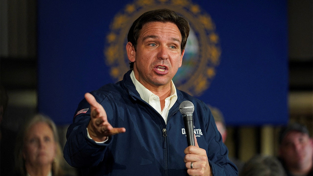 Featured image for "DeSantis Challenges Trump and Addresses Key Issues Ahead of Iowa Caucuses"