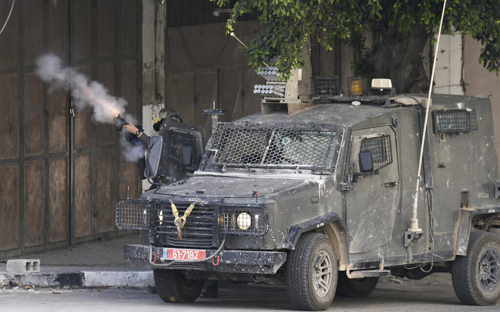 Israeli forces kill three Palestinians in West Bank raid