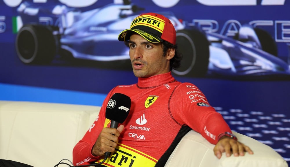 Featured image for Ferrari Driver Sainz Recovers Stolen Watch in Milan Robbery Incident