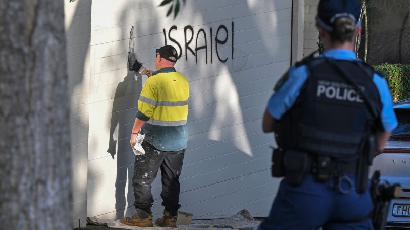 Australian Leaders Condemn Antisemitic Vandalism in Sydney