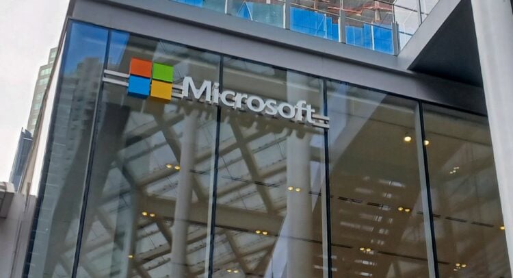 Featured image for Gaming Copilot Gains Praise Despite Microsoft Stock Dip