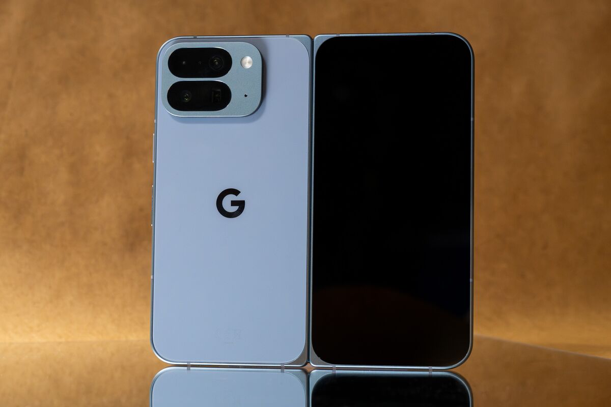Featured image for Google Pixel 10 Pro Fold Outshines Samsung Galaxy Z Fold 7 in Durability and Performance