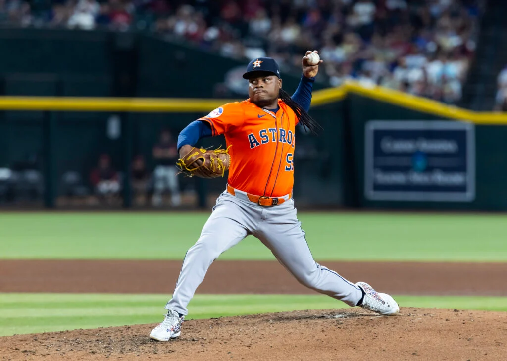 Pirates Enter Framber Valdez Market in Aggressive Pursuit