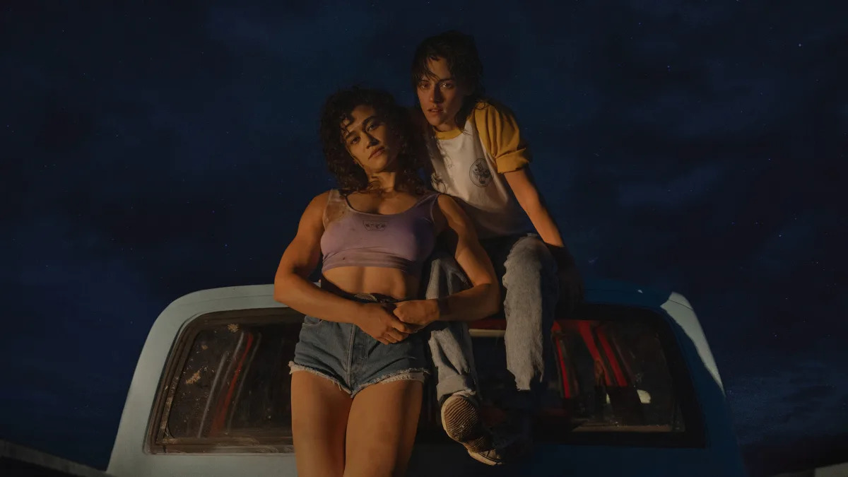 "Love Lies Bleeding: Kristen Stewart's Electrifying Lesbian Bodybuilding Crime Romance Premieres at Sundance"