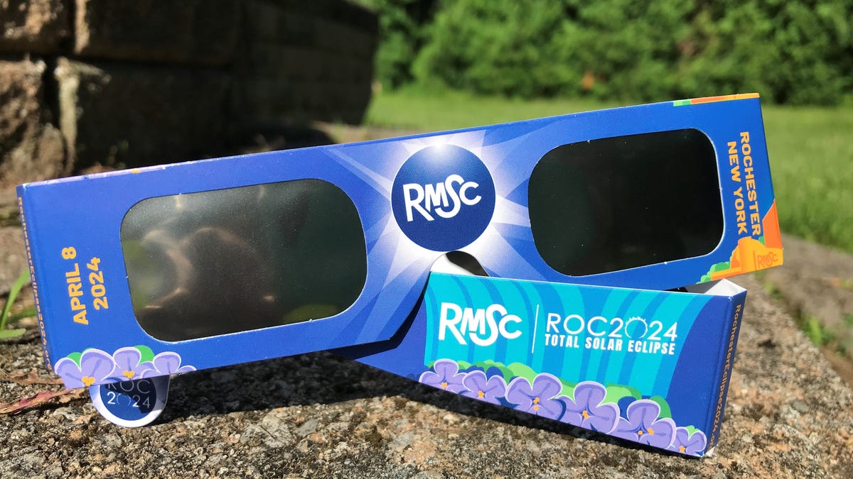 Featured image for "Essential Guide to Safe and Affordable Solar Eclipse Viewing"