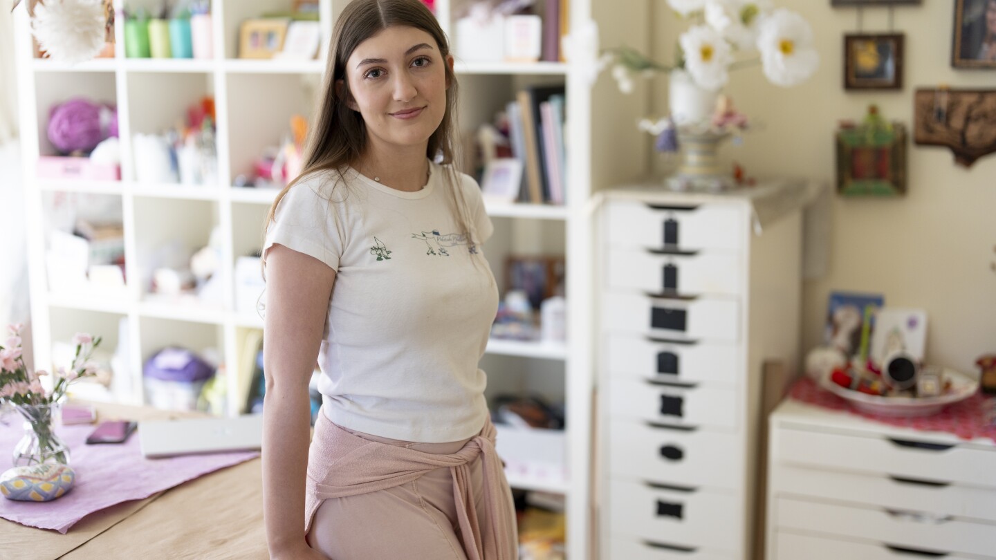 Featured image for "Rising Trend: 'No-Buy Year' Pledges Gain Popularity Amid Financial and Climate Concerns"