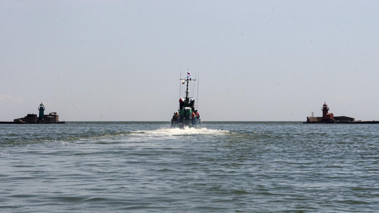 Russia Successfully Repels Ukrainian Attack on Warship in Black Sea.