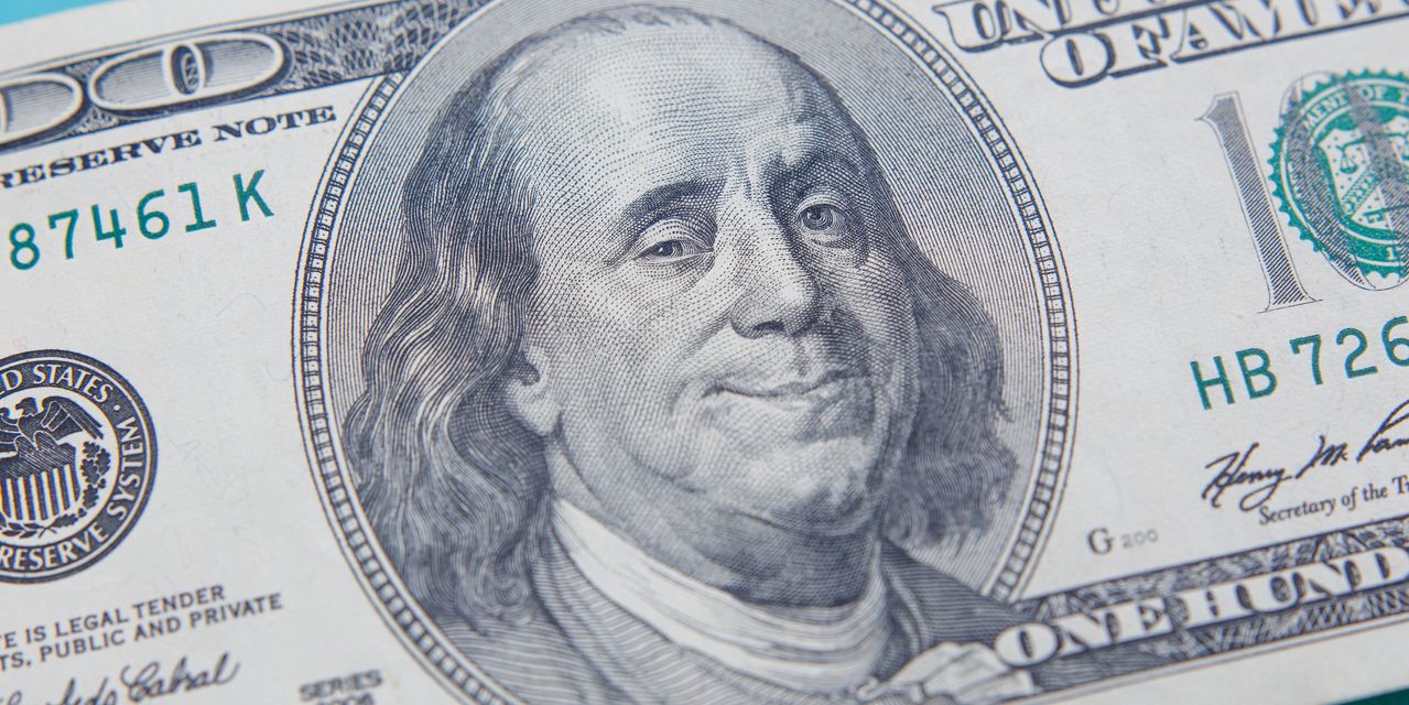 Featured image for Dollar's Resilience Surprises Critics and Black Market Traders