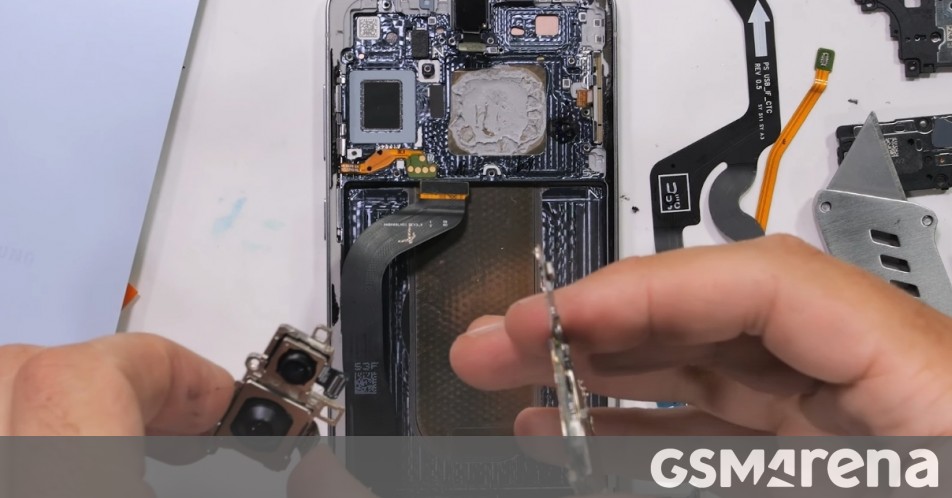 Featured image for Samsung Galaxy S25 Edge: Features, Experience, and Market Challenges