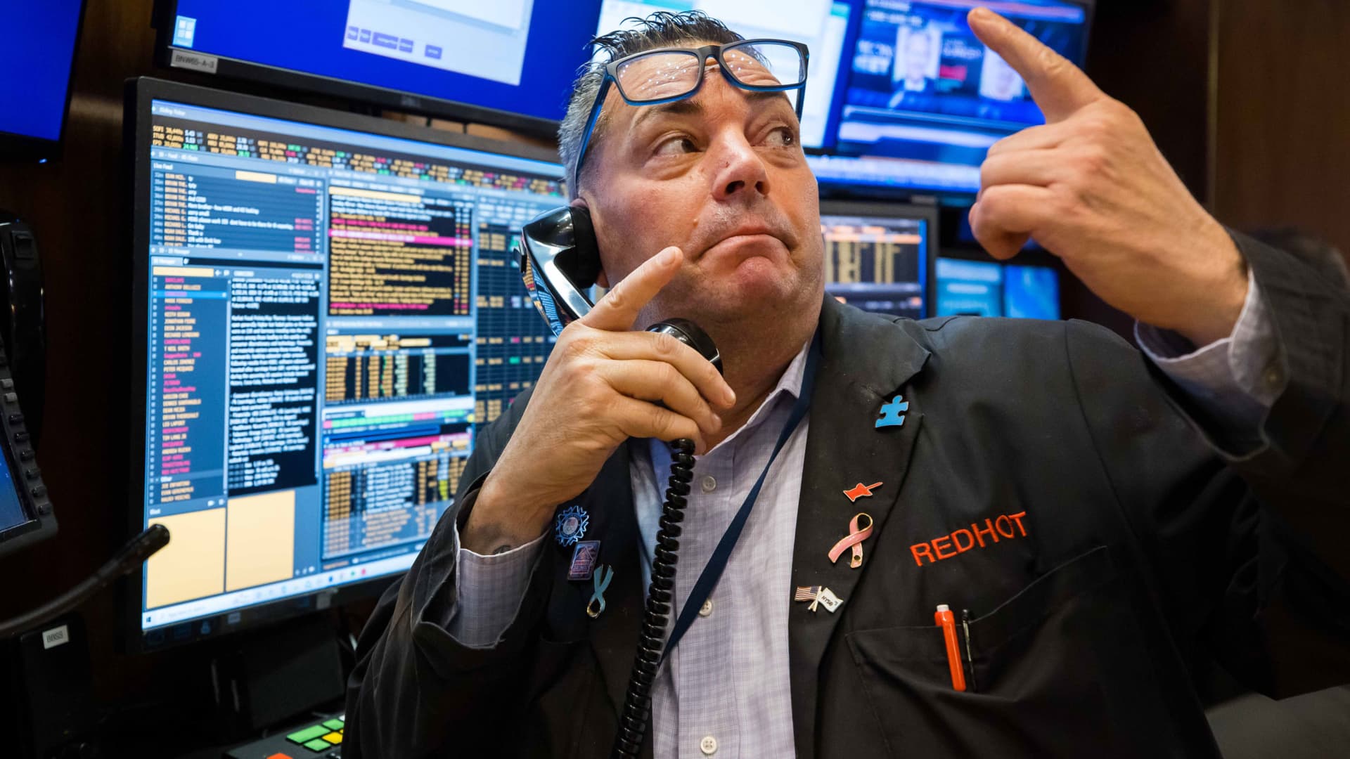 "Wall Street Soars to Record Highs: What It Means for Investors"