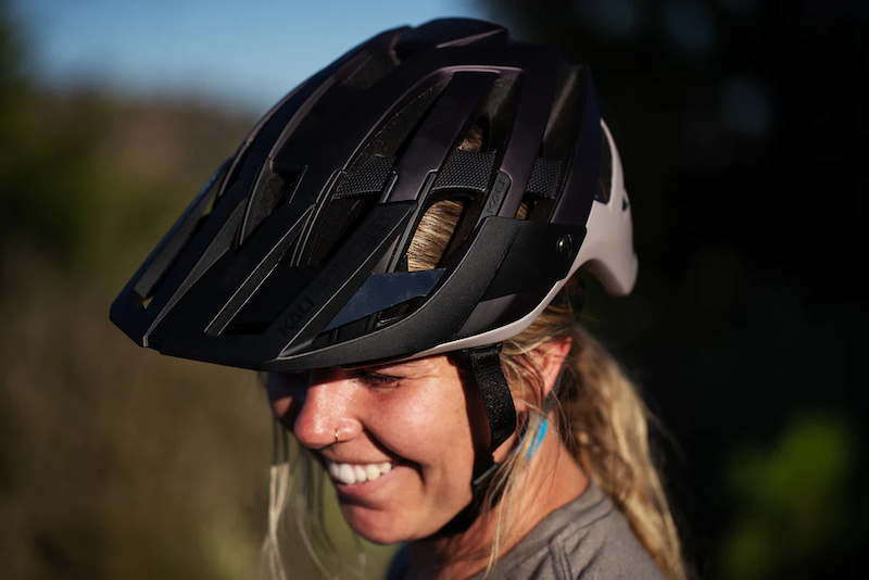"Kali Unveils Upgraded Interceptor 2.0 Trail Helmet"