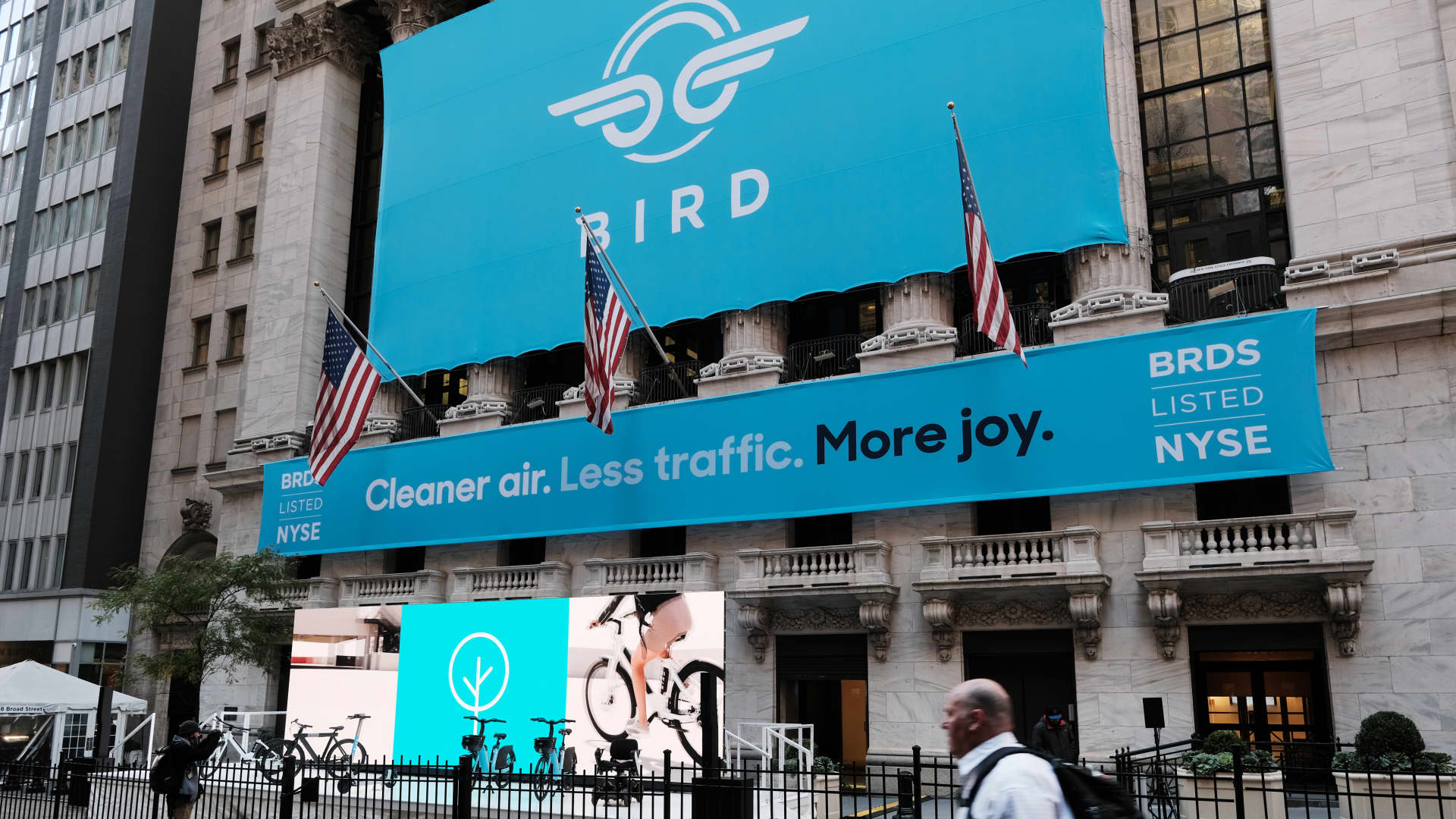 Featured image for Bird, Once Valued at $2.5 Billion, Files for Bankruptcy