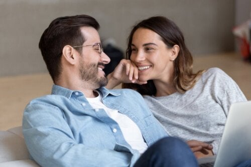 The Pros and Cons of Sharing Sexual Histories with Your Partner.