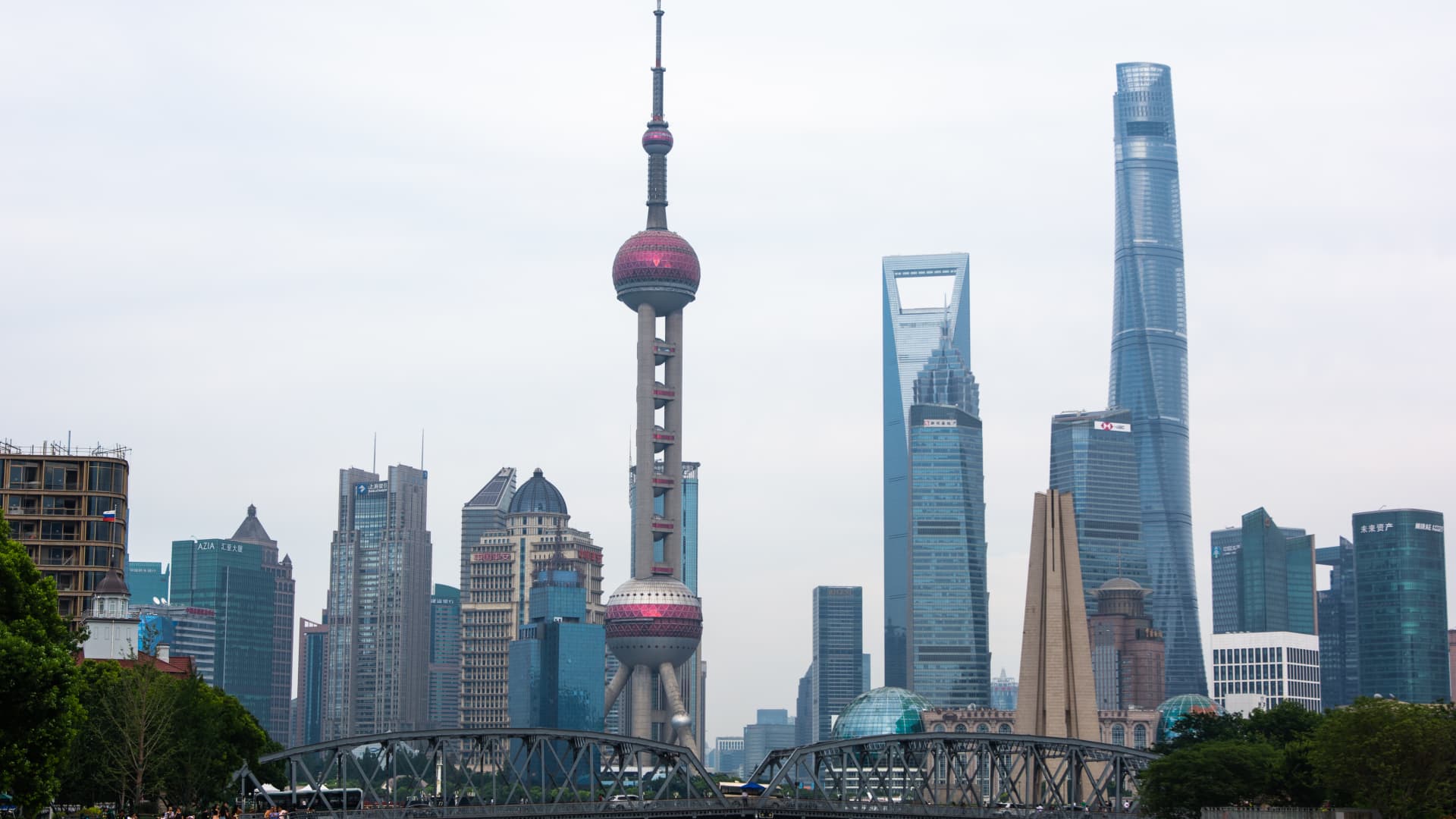 Mixed Performance in Asian Markets Despite Wall Street Rally