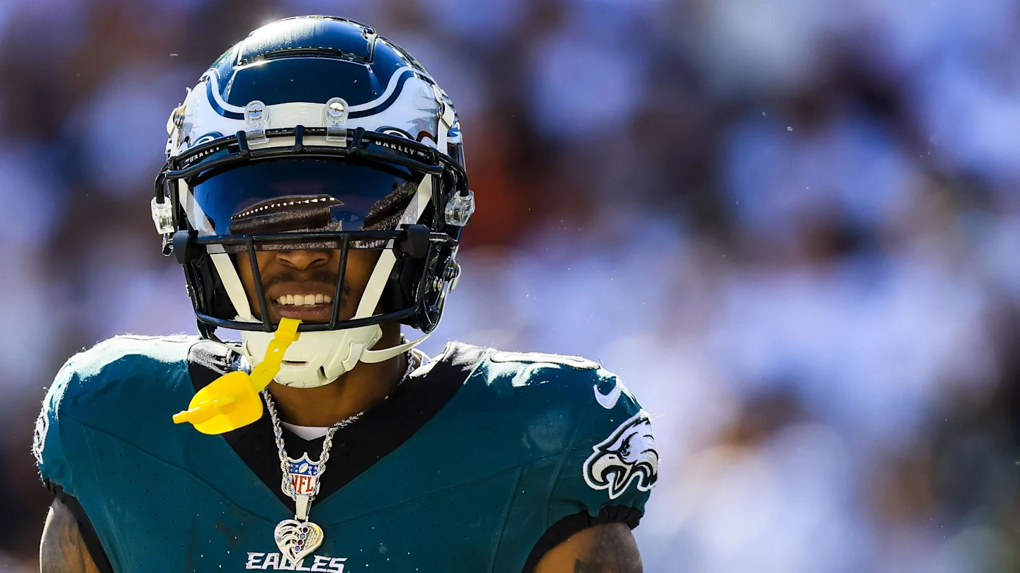 Featured image for Eagles' DeVonta Smith Returns to Practice Amid Injury Concerns