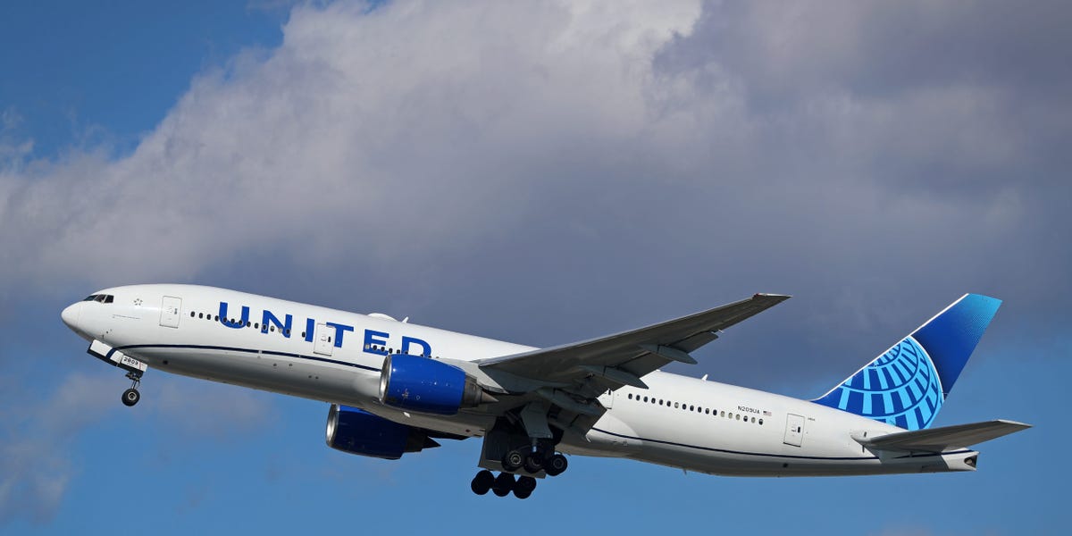 United Airlines Pilots Asked to Take Unpaid Leave Amid Boeing Delivery Delays