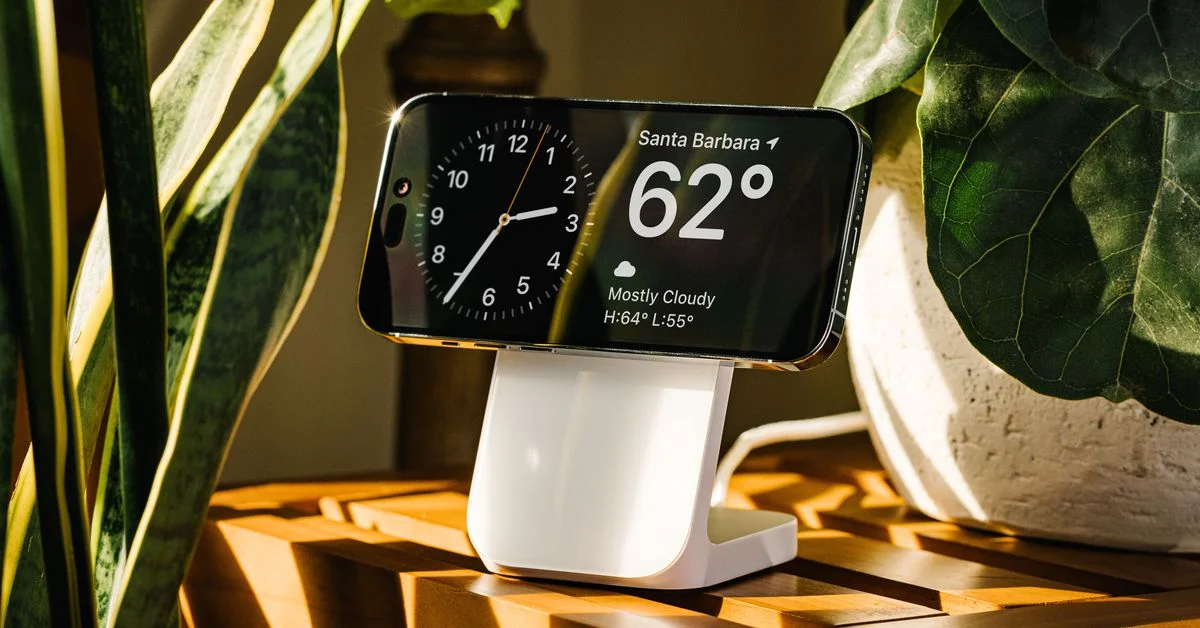 Featured image for Nomad Unveils Innovative Qi2 Wireless Stand Charger and 3-in-1 MagSafe Charger