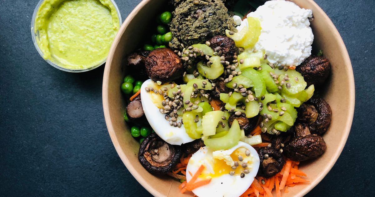 Top Nutritionists and Geriatrician Reveal the Ultimate Foods for Age 50+