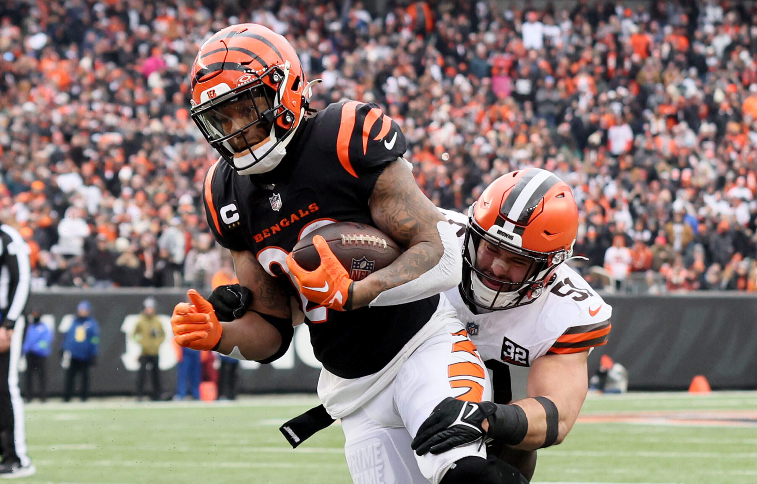 "Bengals Release Joe Mixon, Sign Zack Moss: The Latest Moves and Potential Landing Spots"