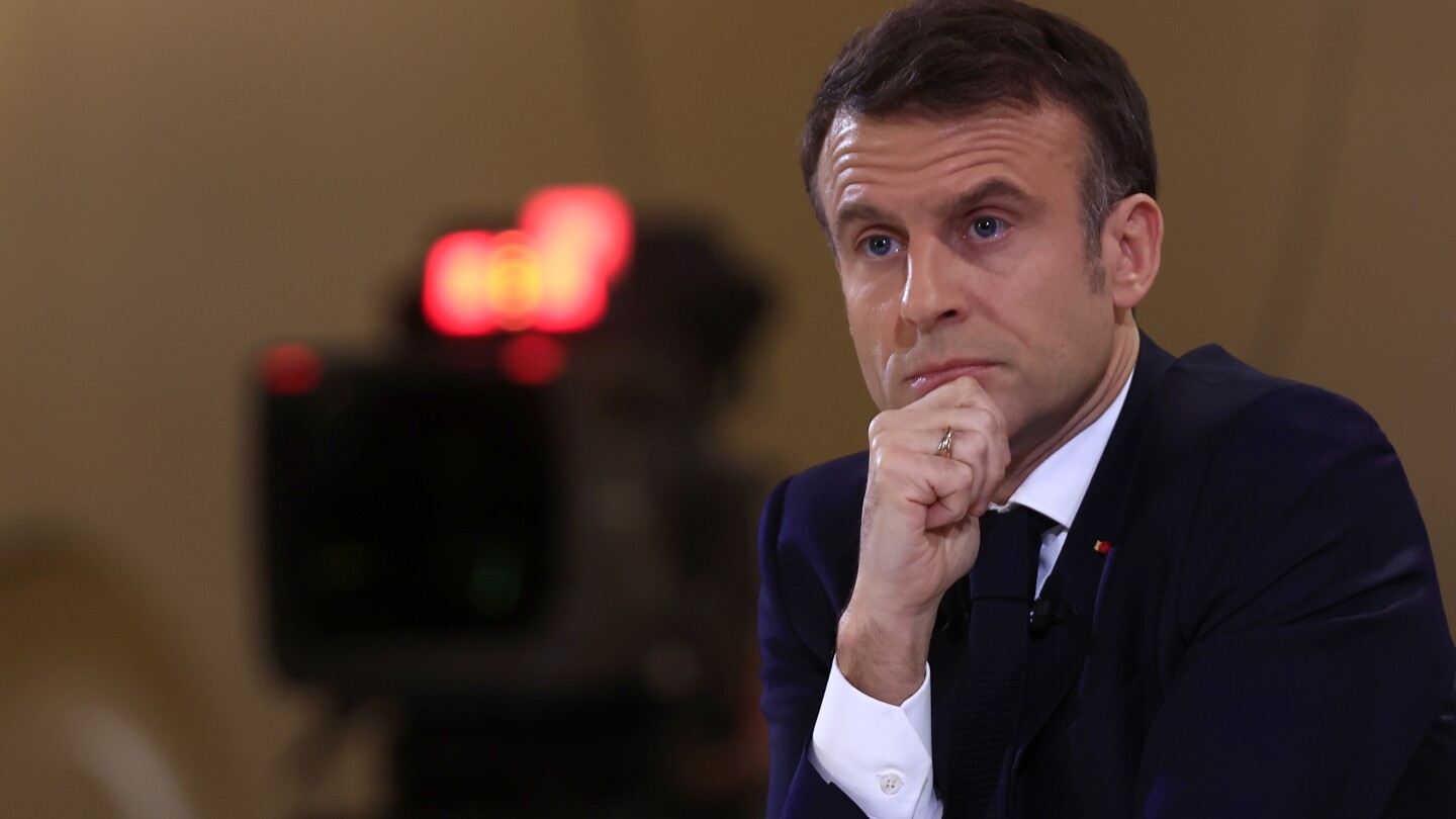 "France's Macron to Provide Ukraine with Missiles and Security Pact"