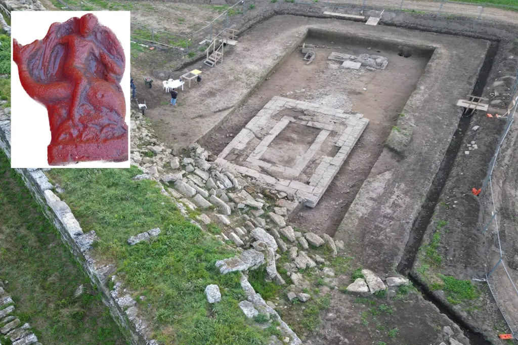 Featured image for Ancient Dolphin Statuette Discovered by Italian Archeologists.