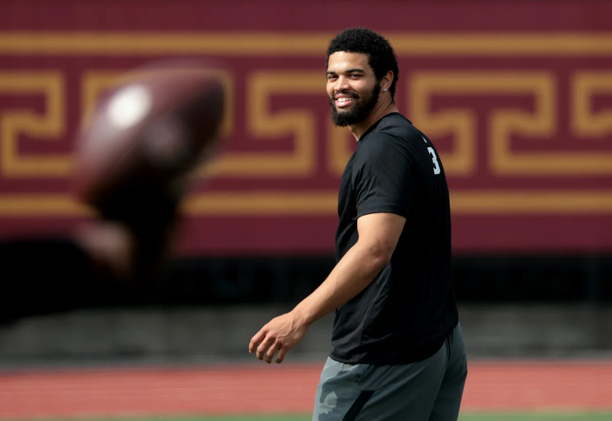 "Top NFL Teams Impressed by Caleb Williams' Pro Day Performance"