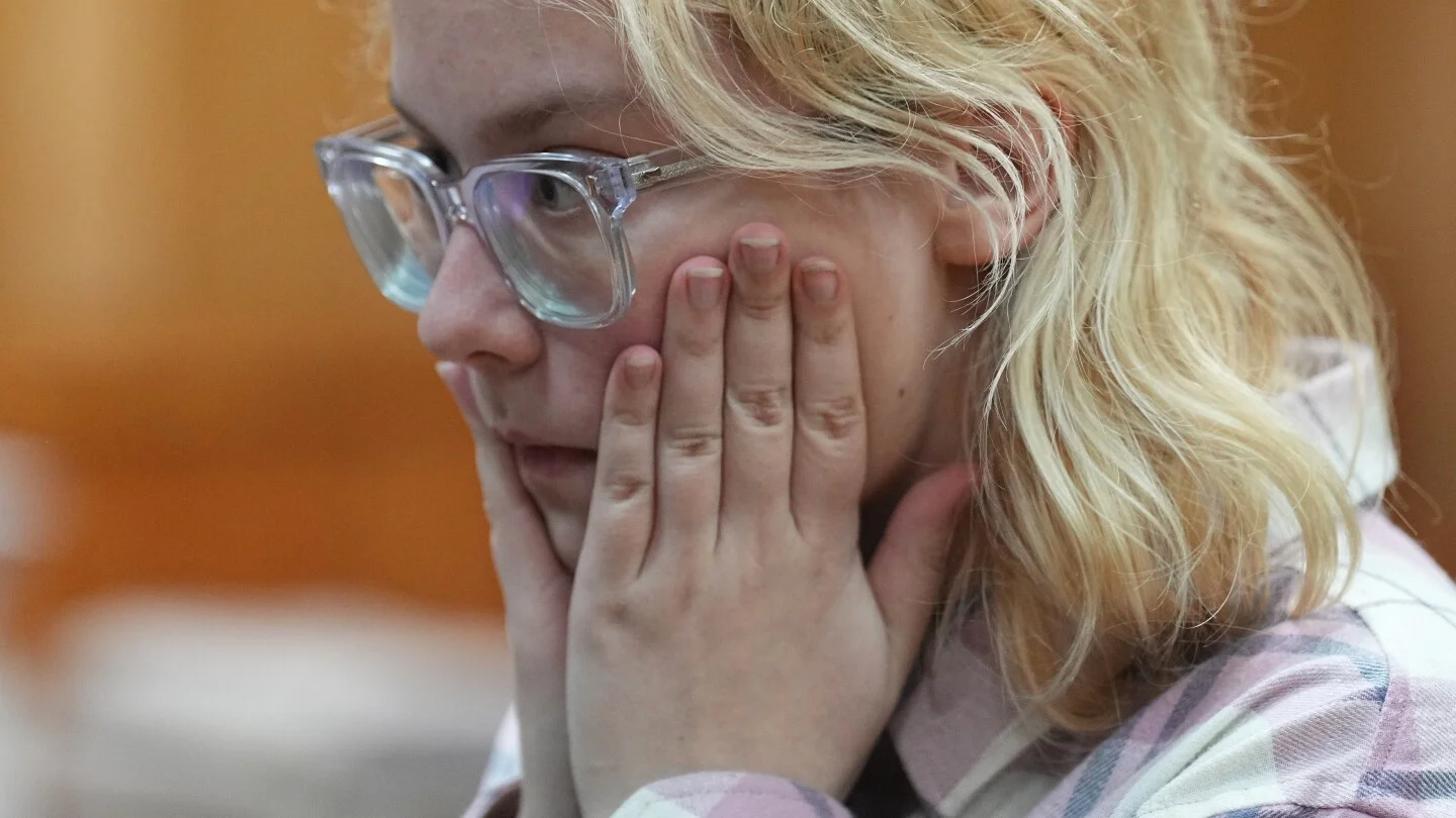 Russian Teen Musician Jailed Again for Anti-War Street Performances