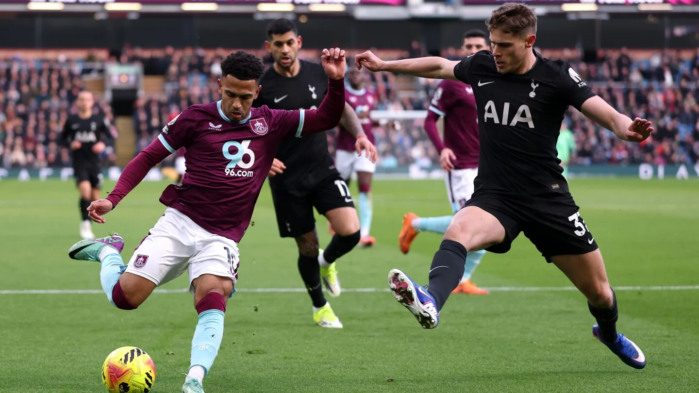 Burnley stun Spurs with late winner to beat Tottenham 2-1 at Turf Moor